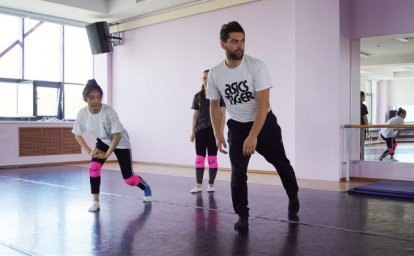 Участники «Танцев на ТНТ» прилетели на Сахалин учить контемпу, чир-джазу и хип-хопу