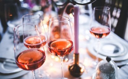 Корсаковским школьникам показали, что ждет их во время застолья